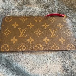 Louis Vuitton Felicie zip insert